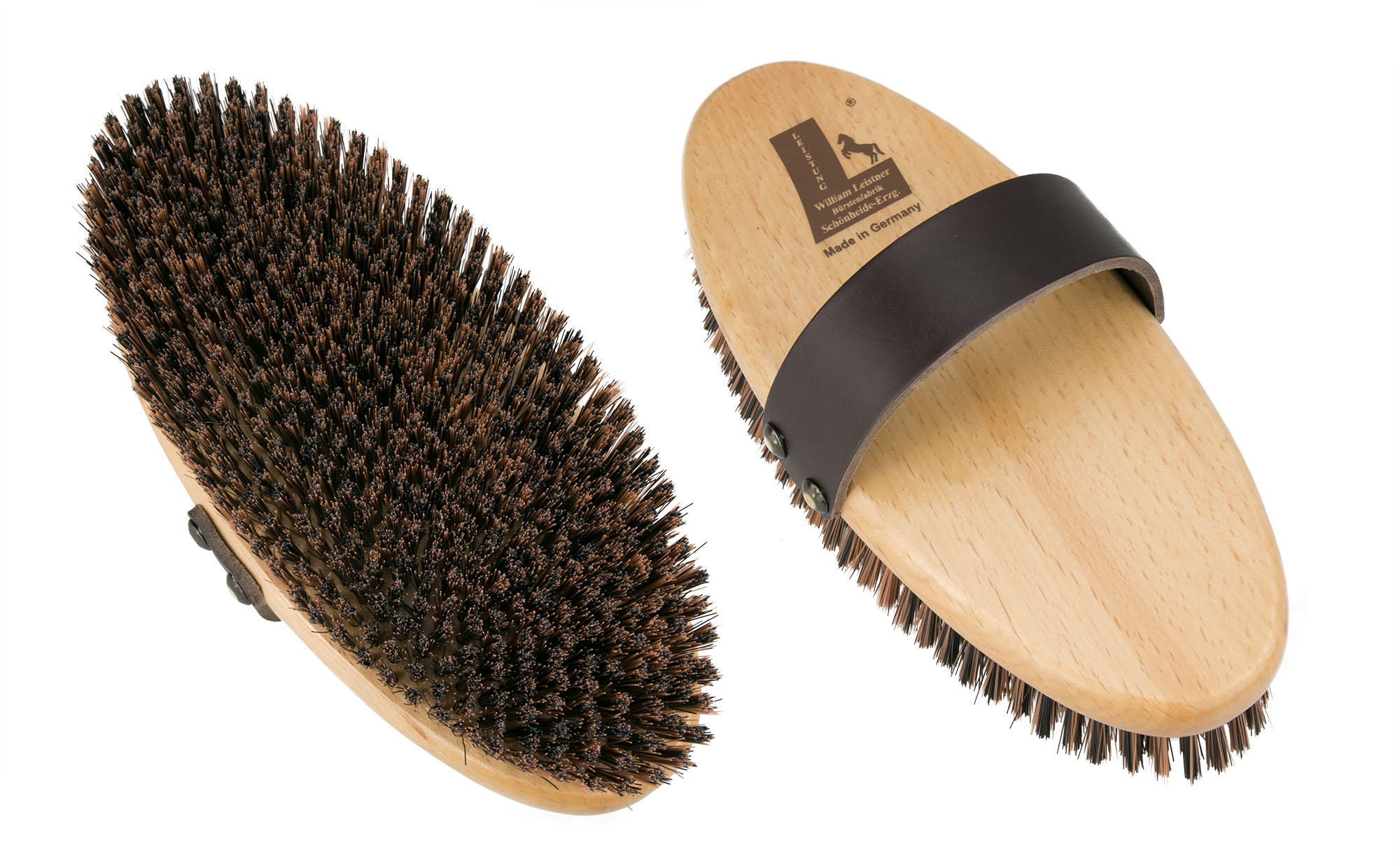 Horse grooming brushes size b