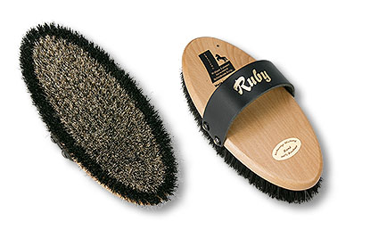 horse grooming brush Ruby