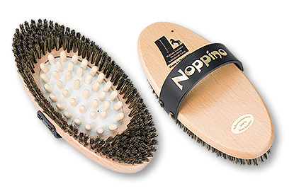 body brush Noppino