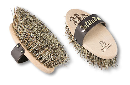 coarse grooming brush Isländer