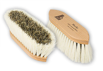 flick brush for horses
