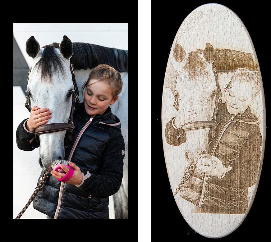 Fotogravur auf Kardätsche heller Hintergrund