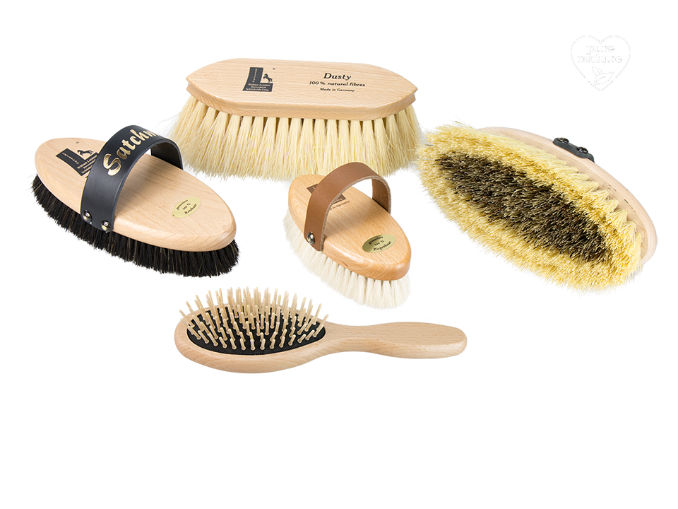 William Leistner horse grooming brushes
